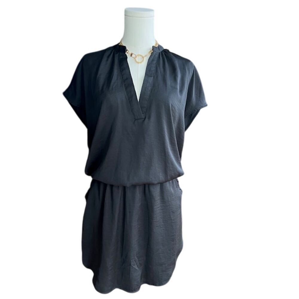 Banana Republic Women's V-neck Black Romper Dress Sz 2